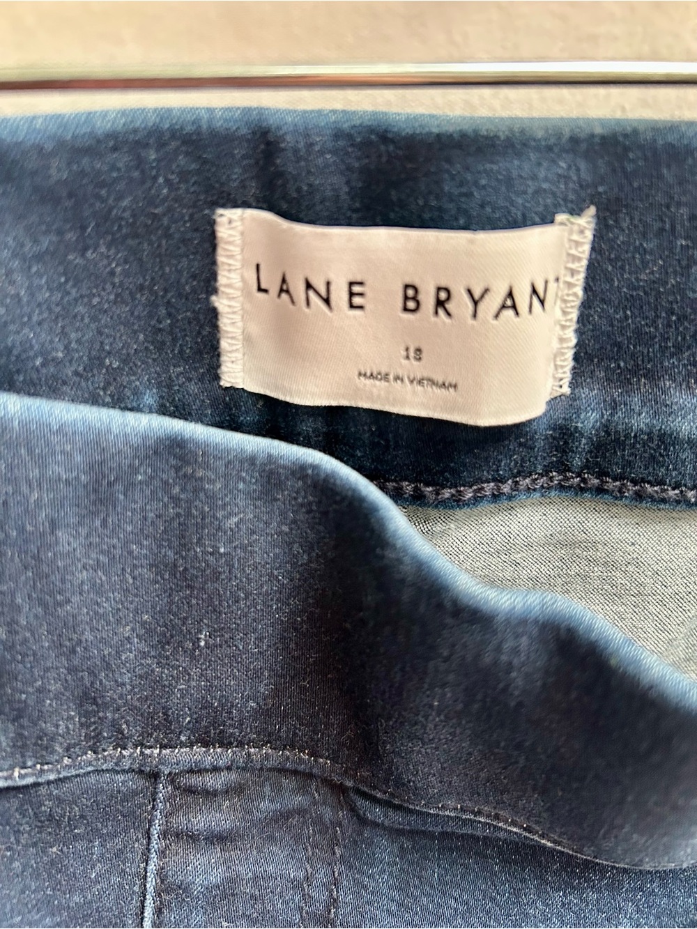 LANE BRYANT PULL ON PEDAL HIGH RISE JEANS, DARK WASH, WOMEN’S PLUS SIZE 18, NWT - Picture 5 of 9